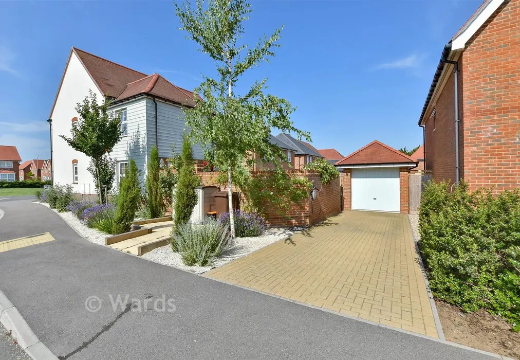 Driveway/Parking - Russett Lane, Faversham, Kent - Wards of Kent
