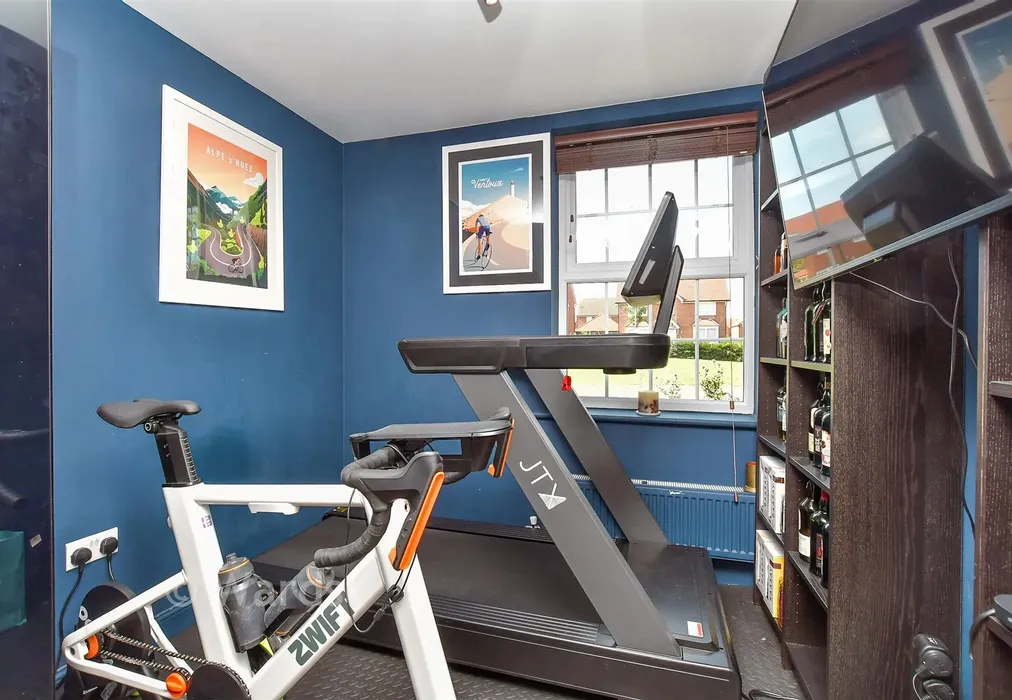 Study - Russett Lane, Faversham, Kent - Wards of Kent