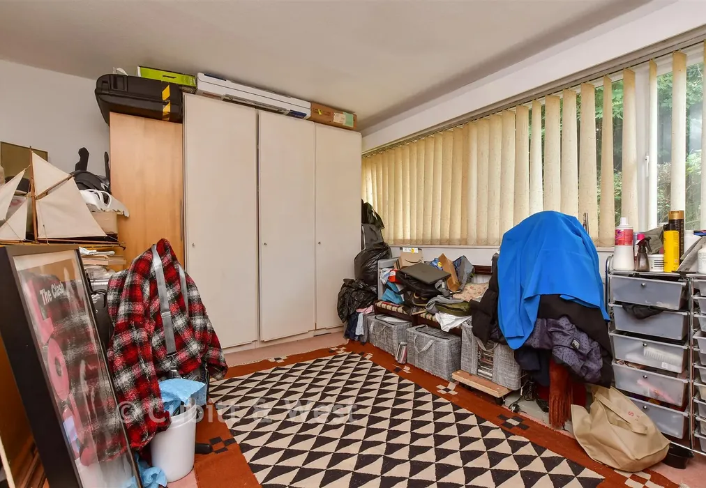 Bedroom 2 - Smitham Bottom Lane, Purley, Surrey - Wards of Kent