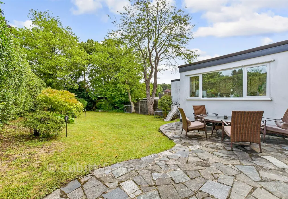 Patio / Decking - Smitham Bottom Lane, Purley, Surrey - Wards of Kent