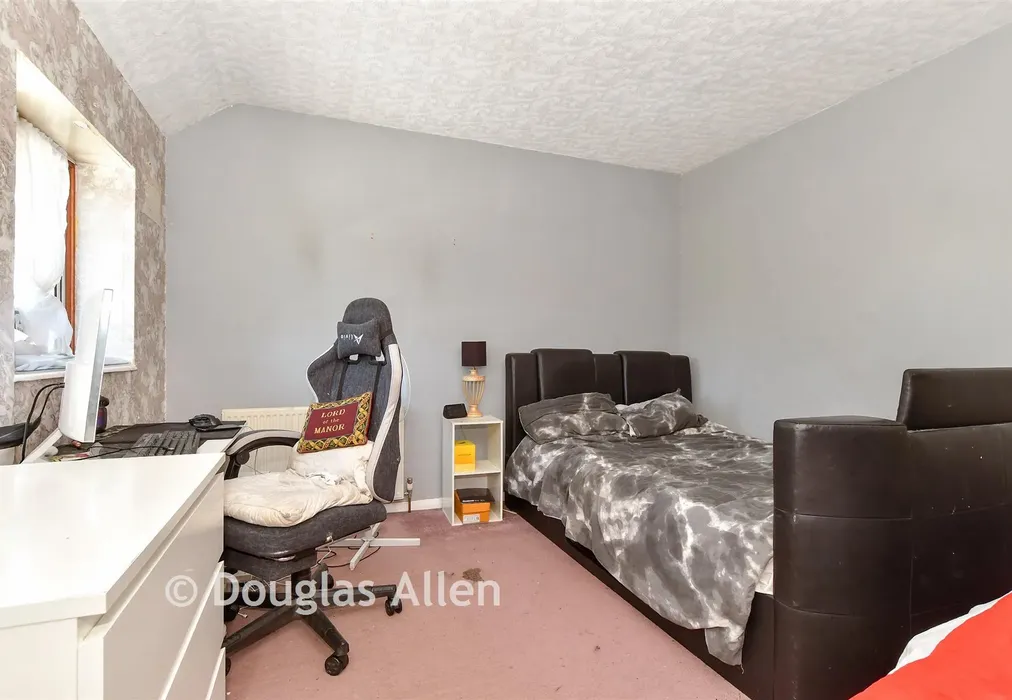 Bedroom 2 - Dorking Road, Romford, Essex - Wards of Kent