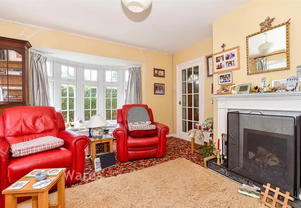 Living Room - Southgate Road, Tenterden, Kent - Wards of Kent