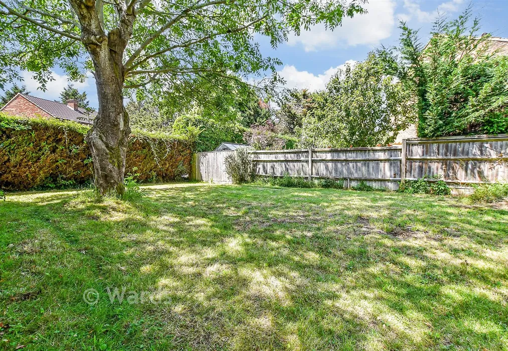 Rear Garden - Southgate Road, Tenterden, Kent - Wards of Kent