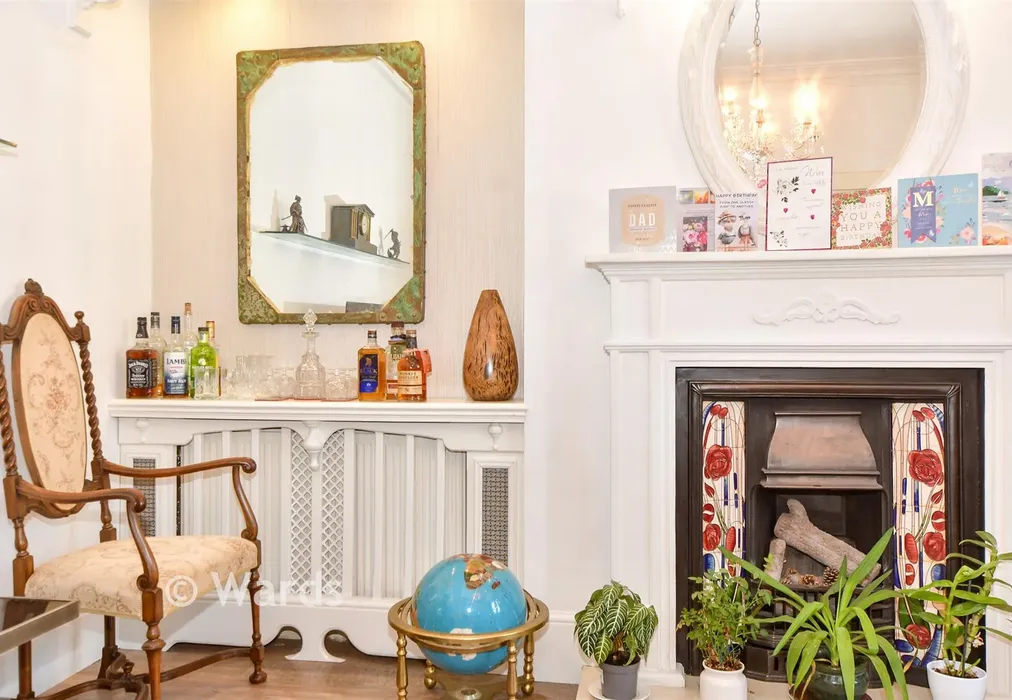 Internal Lifestyle Photograph - Broadmead Road, Folkestone, Kent - Wards of Kent