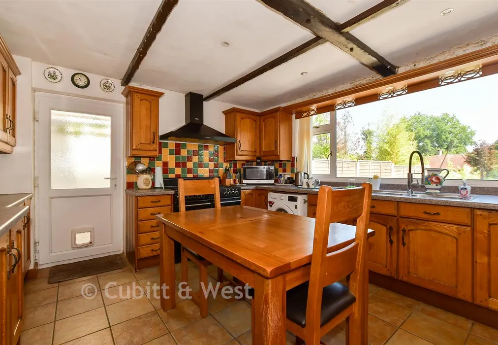 Kitchen/Breakfast Room - Hermitage Road, East Grinstead, West Sussex - Wards of Kent