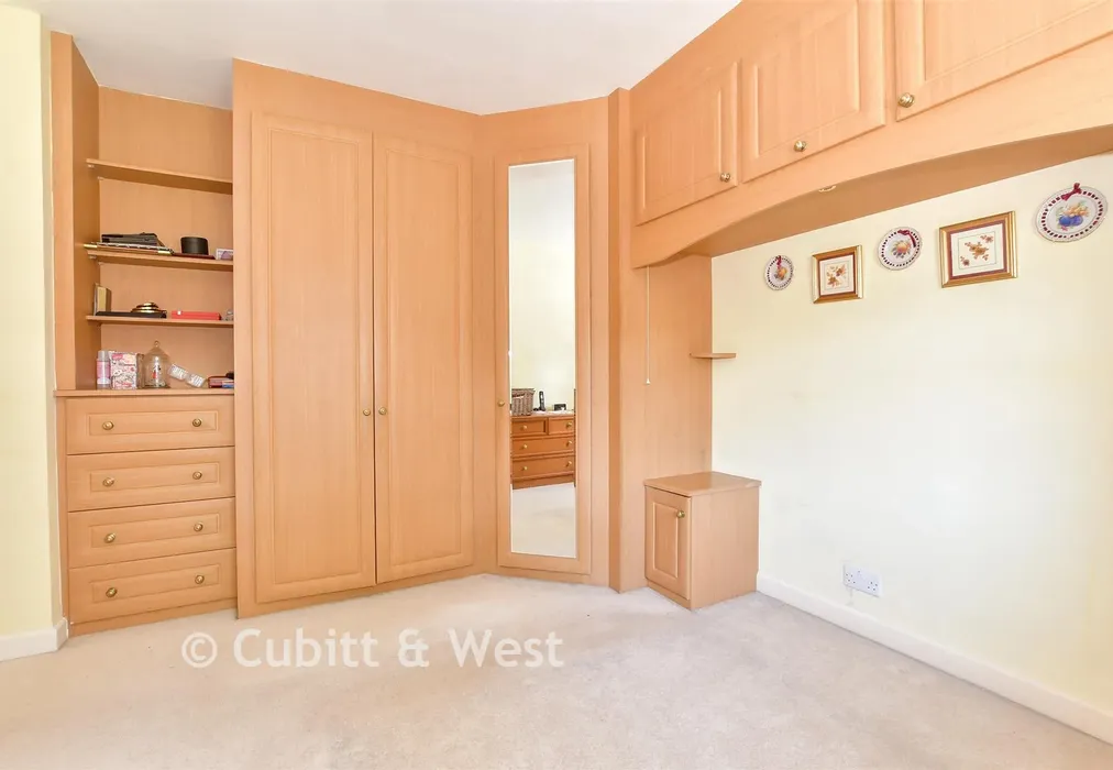 Bedroom 2 - Hermitage Road, East Grinstead, West Sussex - Wards of Kent