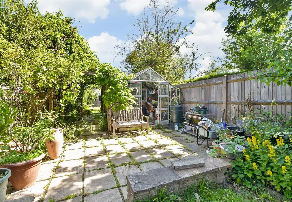 Rear Garden - Hermitage Road, East Grinstead, West Sussex - Wards of Kent