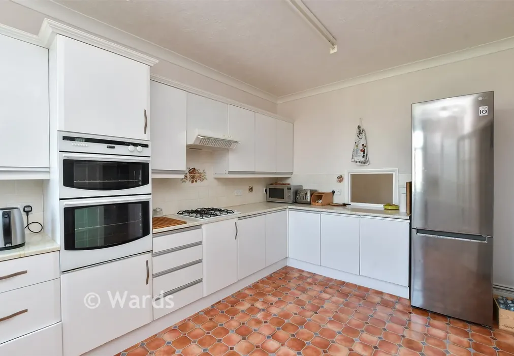 Kitchen - The Marina, Deal, Kent - Wards of Kent