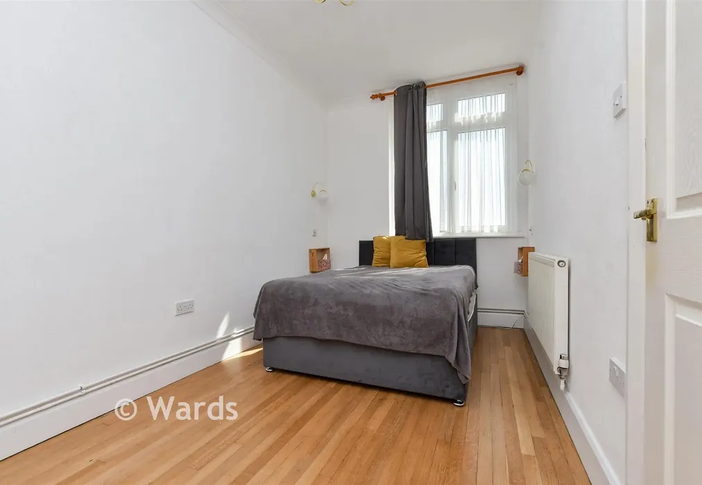 Bedroom 2 - The Marina, Deal, Kent - Wards of Kent