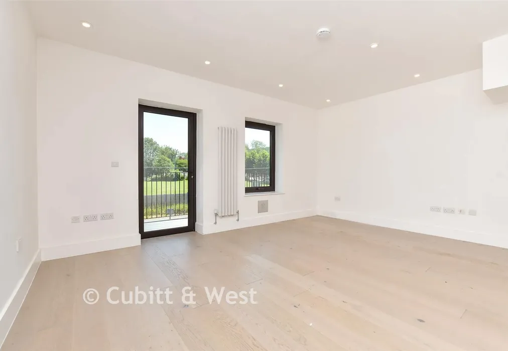 Lounge - Croydon Road, Caterham, Surrey - Wards of Kent