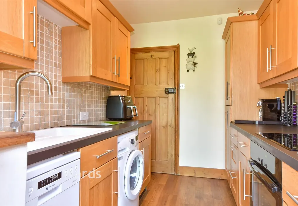 Kitchen - Rippersley Road, Welling, Kent - Wards of Kent