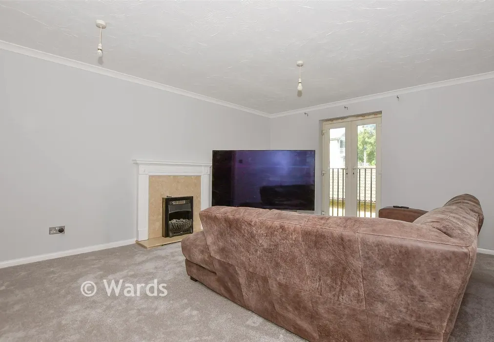 Lounge/Diner - Bodiam Court, Maidstone, Kent - Wards of Kent