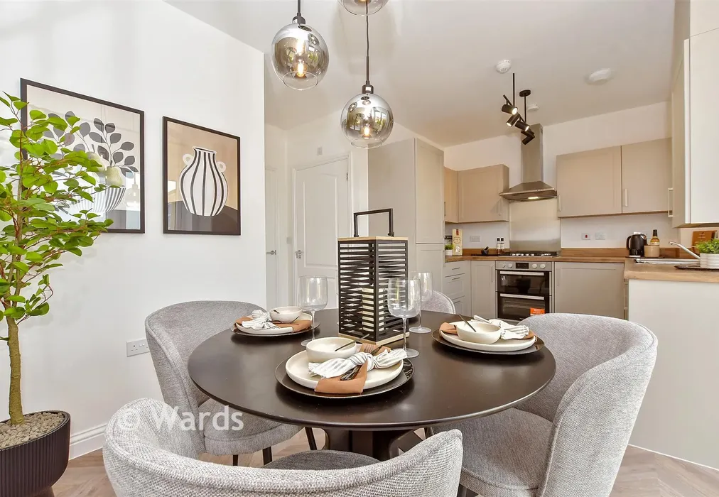 Internal Lifestyle Photograph - The Waring, Richmond Park, Richmond Way, Whitfield, Kent - Wards of Kent