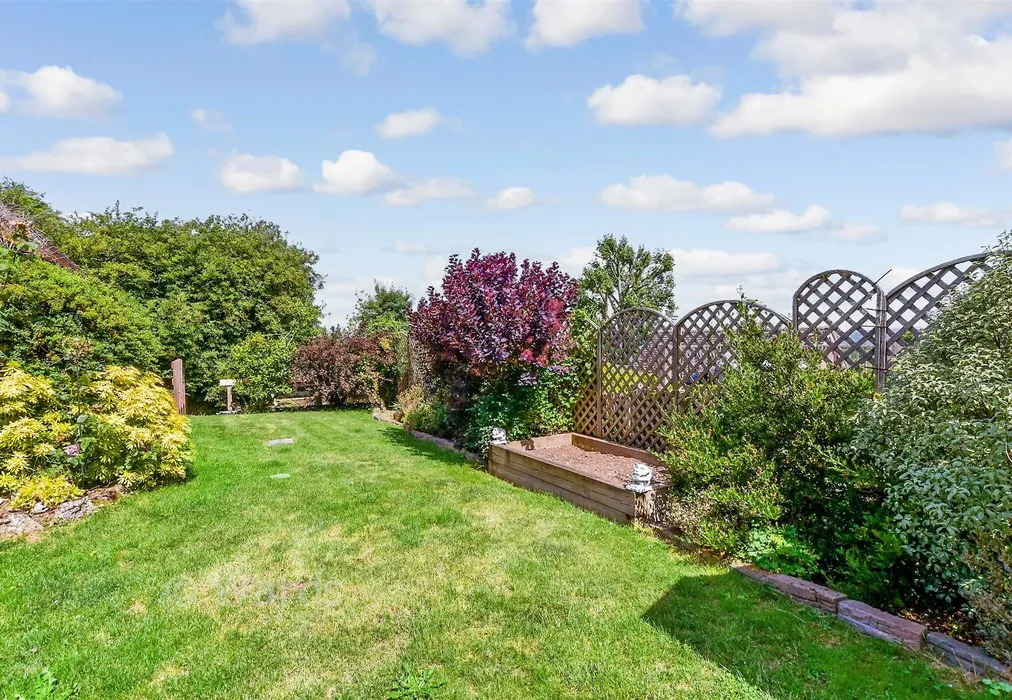 Rear Garden - Smiths Hill, West Farleigh, Maidstone, Kent - Wards of Kent