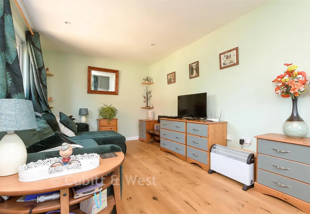 Annexe Living Room - Tithe Orchard, Felbridge, West Sussex - Wards of Kent