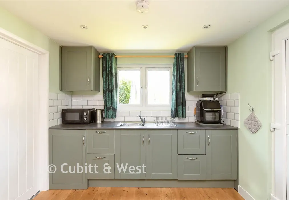 Annexe Living Room - Tithe Orchard, Felbridge, West Sussex - Wards of Kent