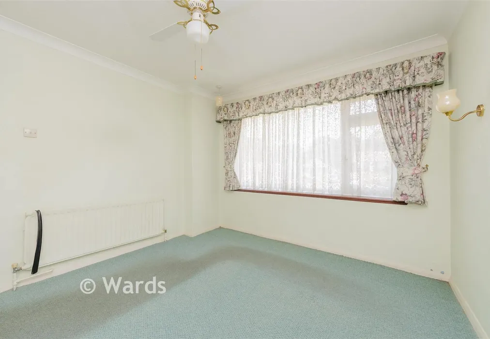 Bedroom 1 - Toddington Crescent, Bluebell Hill Village, Chatham, Kent - Wards of Kent