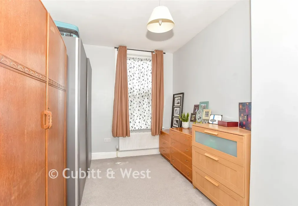 Bedroom 3 - Kensington Road, Portsmouth, Hampshire - Wards of Kent