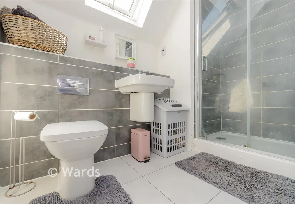 En-Suite Shower Room - Golve Drive, Chatham, Kent - Wards of Kent