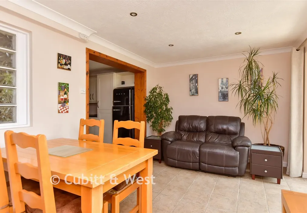 Dining Area - Condor Mews, Littlehampton, West Sussex - Wards of Kent