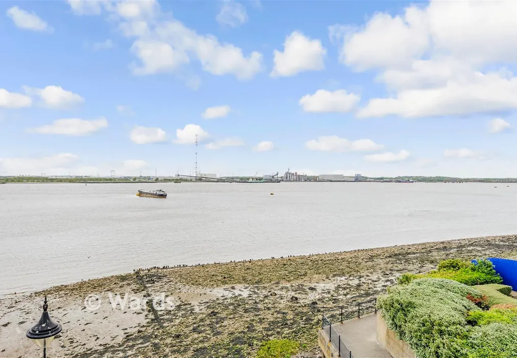 Views - Carmichael Avenue, Greenhithe, Kent - Wards of Kent