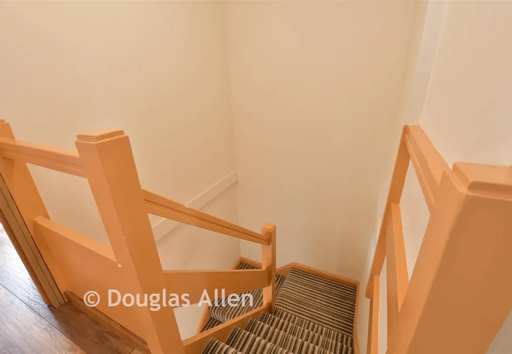 Internal Lifestyle Photograph - Caldbeck, Waltham Abbey, Essex - Wards of Kent