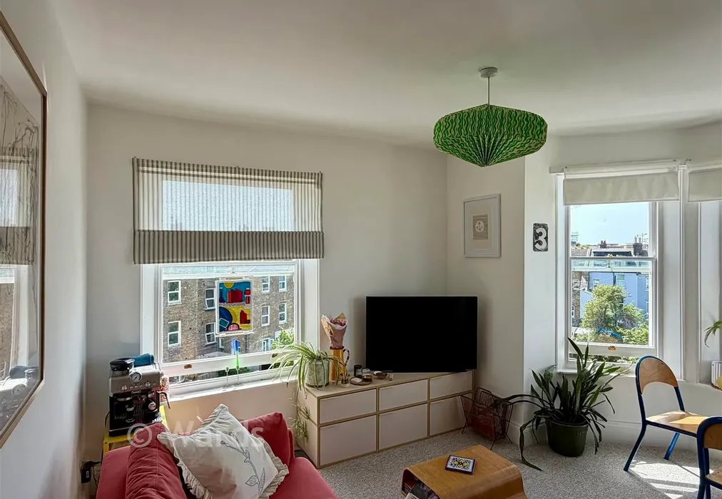 Living Room - Royal Crescent, Margate, Kent - Wards of Kent