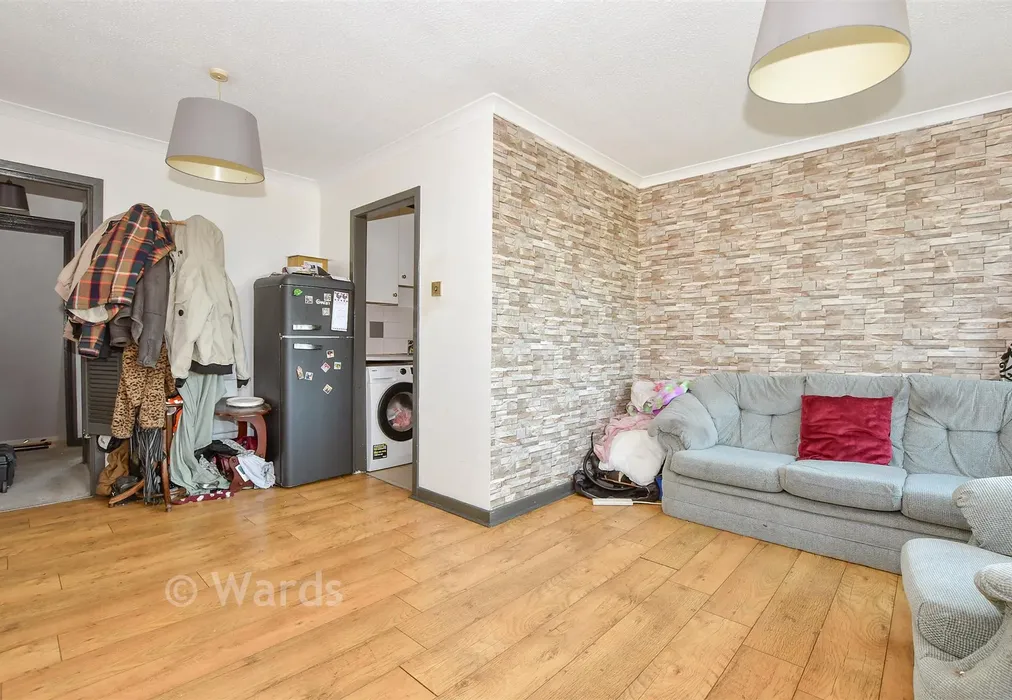 Lounge - Church Street, Tovil, Kent - Wards of Kent