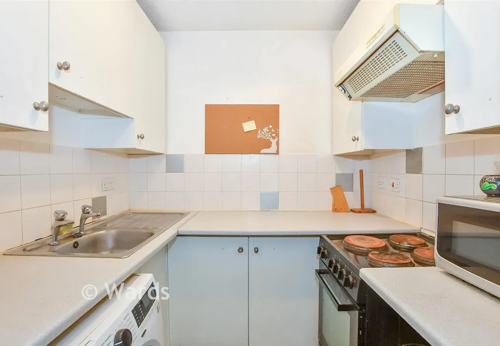 Kitchen - Church Street, Tovil, Kent - Wards of Kent