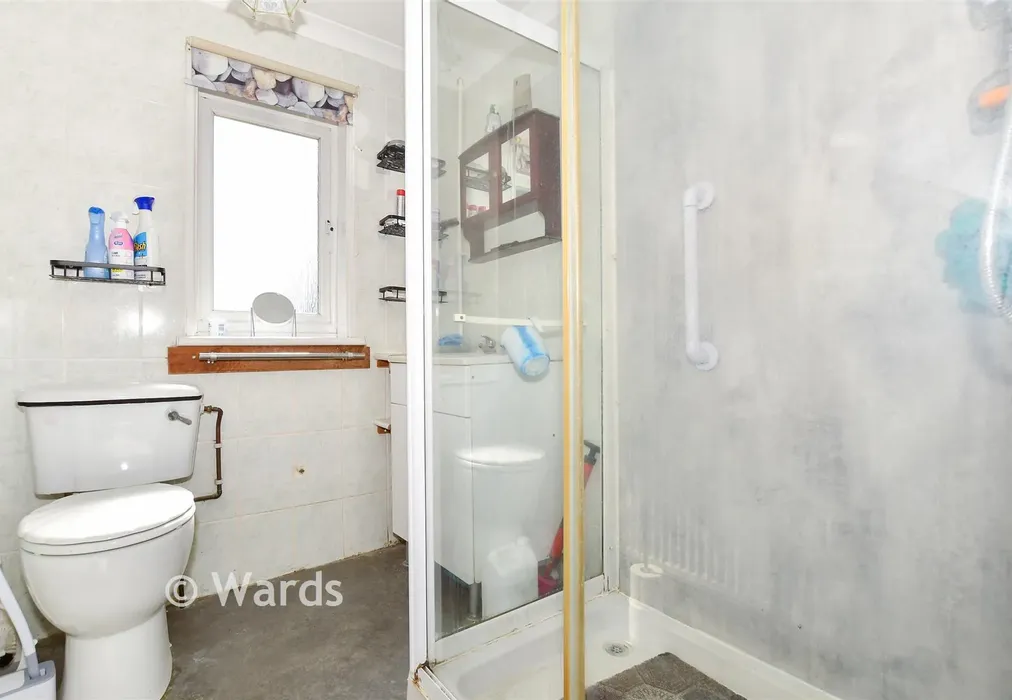 Shower Room - Horseshoes Lane, Langley, Maidstone, Kent - Wards of Kent