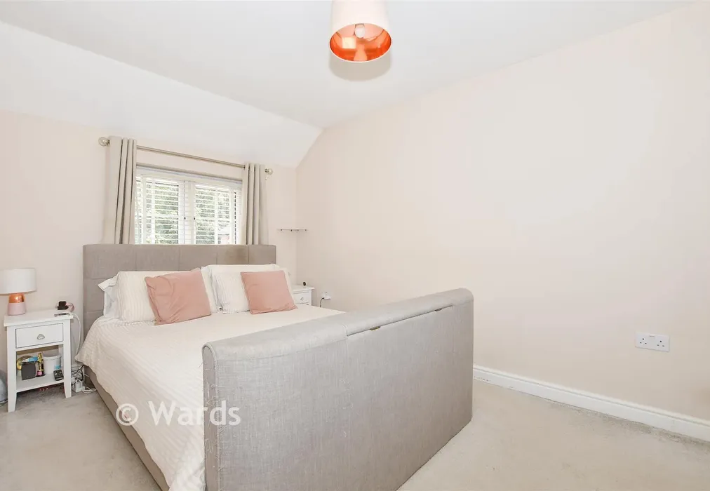 Bedroom 1 - Edward Betts Close, Aylesford, Kent - Wards of Kent