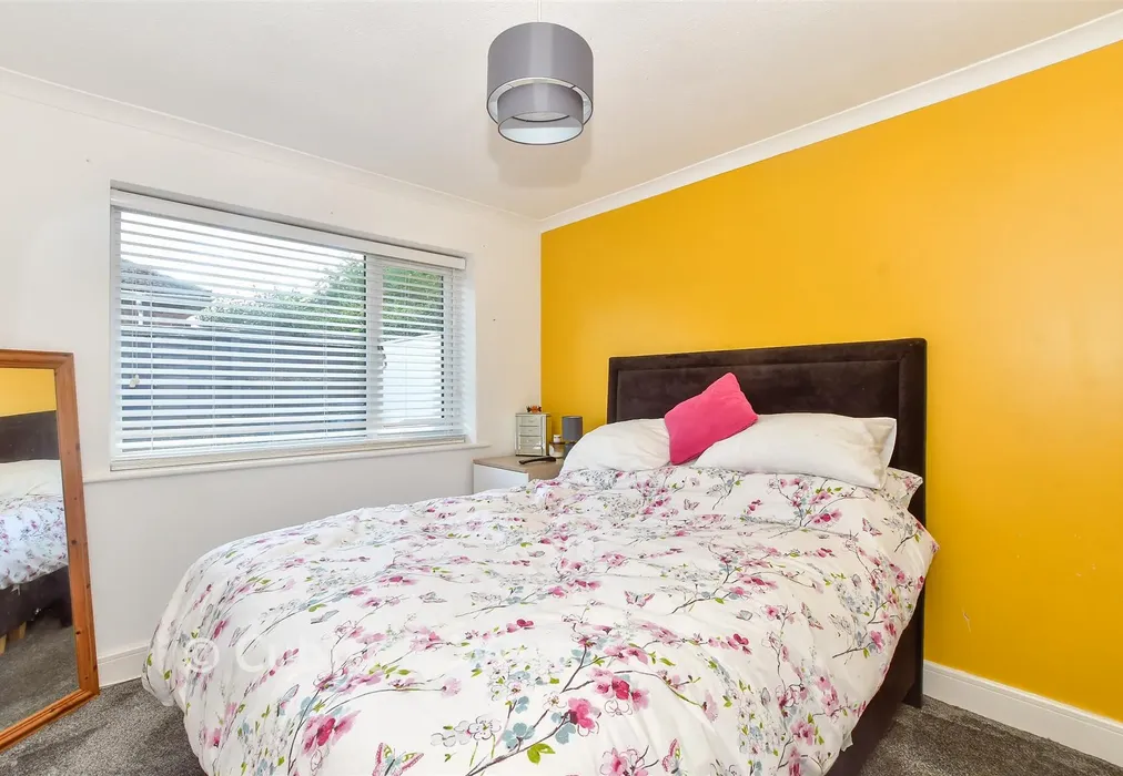 Bedroom 1 - Ruskin Way, Waterlooville, Hampshire - Wards of Kent