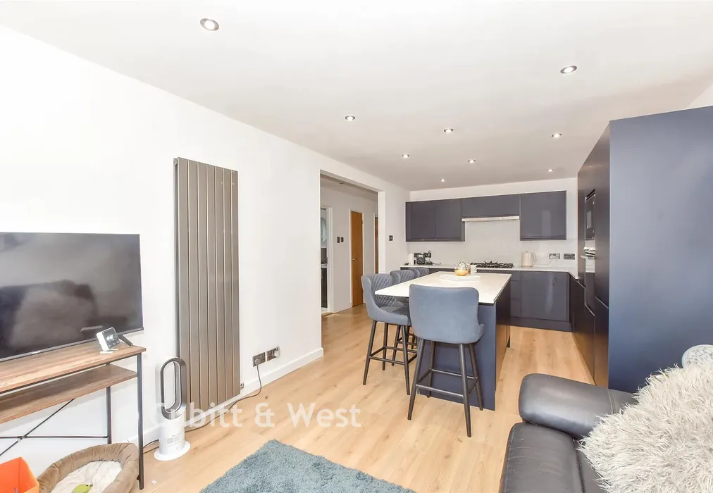 Kitchen/Diner - Ruskin Way, Waterlooville, Hampshire - Wards of Kent