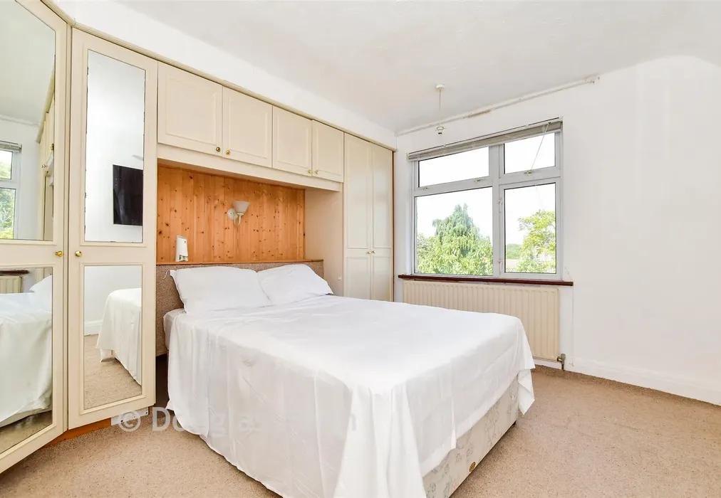 Bedroom 1 - The Avenue, Hornchurch, Essex - Wards of Kent