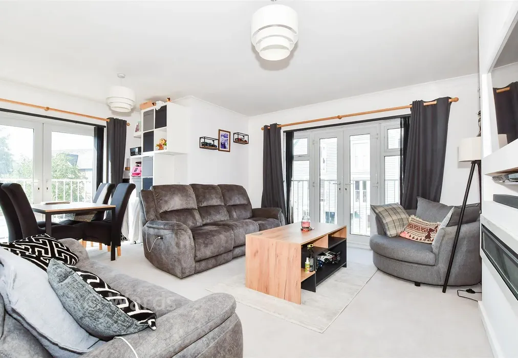 Living/Dining Room - The Lakes, Larkfield, Kent - Wards of Kent