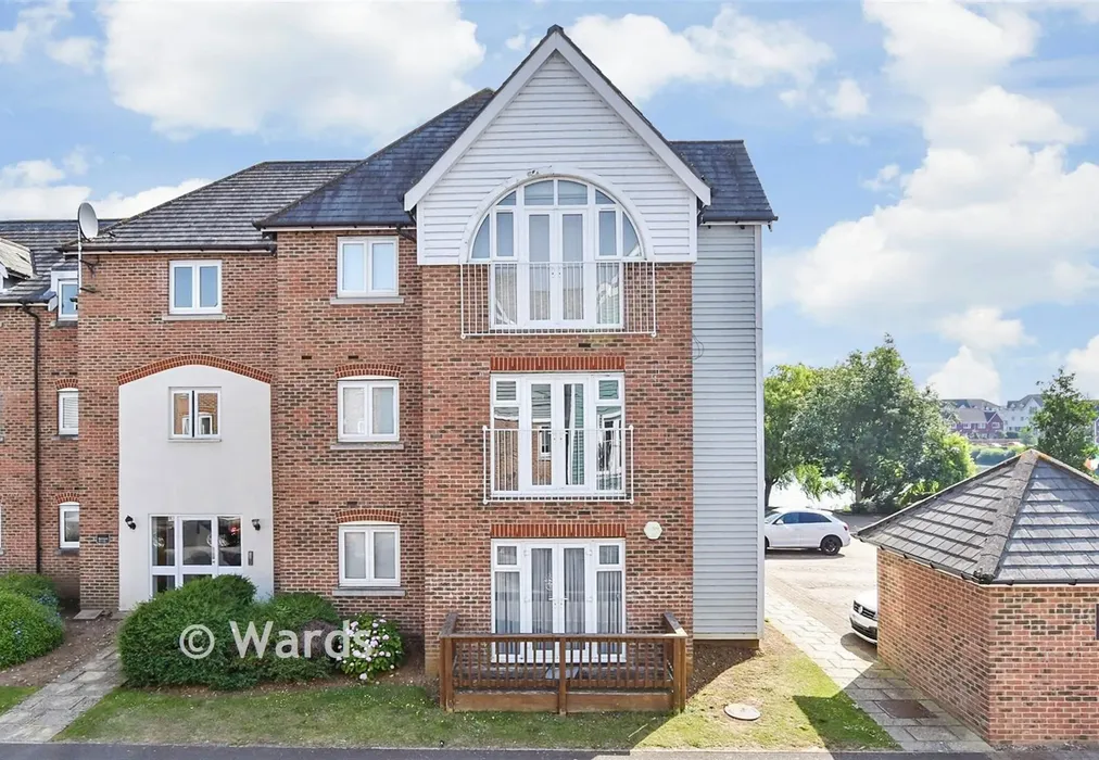 External (Web) - The Lakes, Larkfield, Kent - Wards of Kent