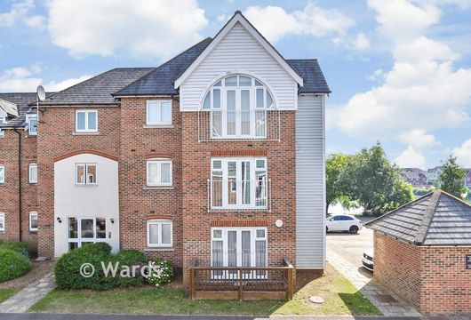 The Lakes, Larkfield, Kent - Wards of Kent