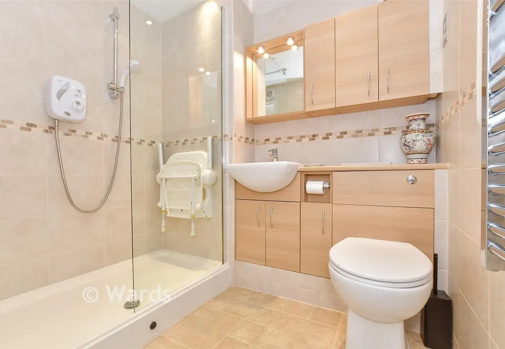 Shower Room - Woodbury Lane, Tenterden, Kent - Wards of Kent