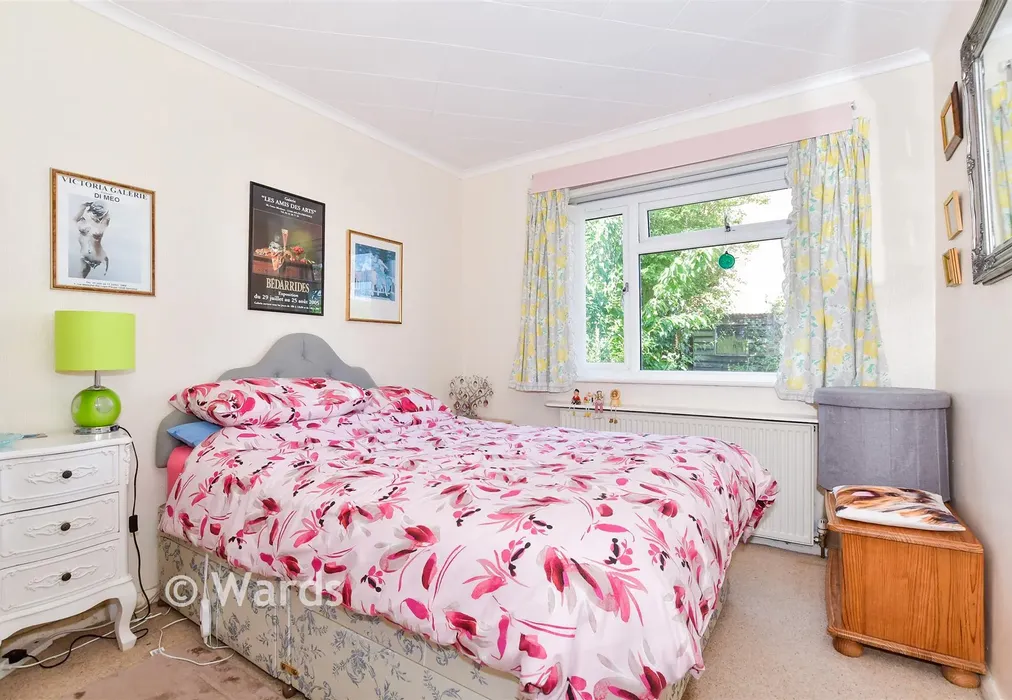 Bedroom 2 - Cobtree Road, Coxheath, Maidstone, Kent - Wards of Kent