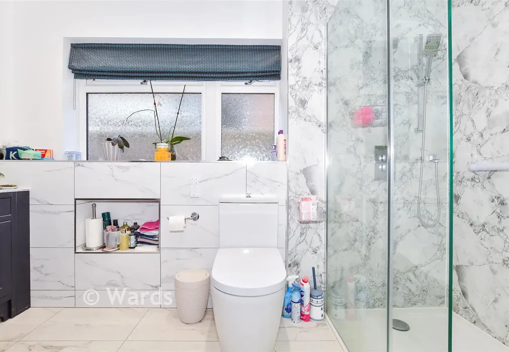 Shower Room - Cobtree Road, Coxheath, Maidstone, Kent - Wards of Kent