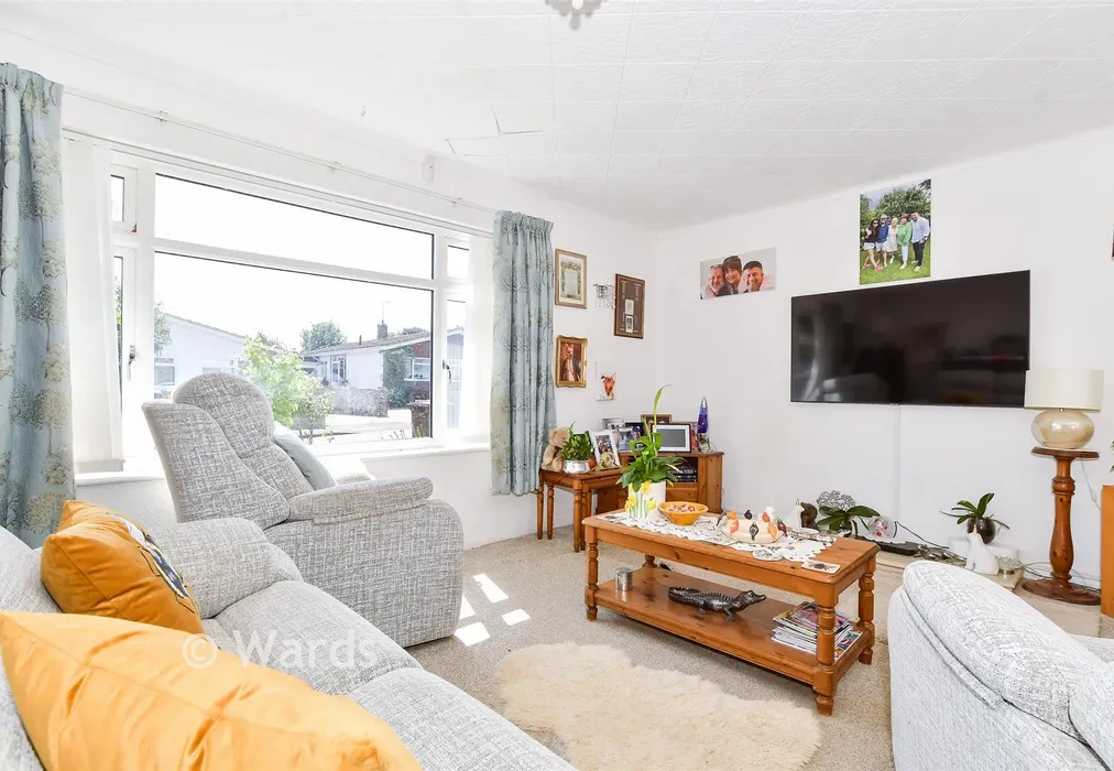 Lounge - Cobtree Road, Coxheath, Maidstone, Kent - Wards of Kent