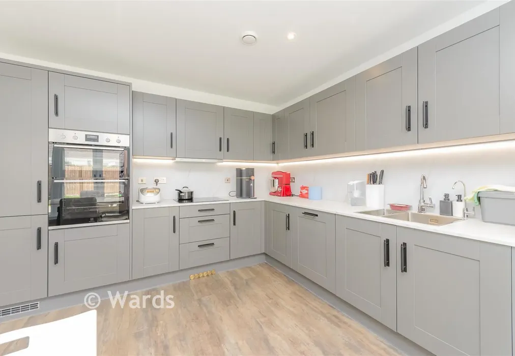 Kitchen/Diner - Glenway road, Rochester, Kent - Wards of Kent