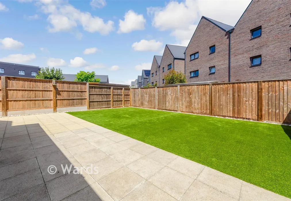 Rear Garden - Glenway road, Rochester, Kent - Wards of Kent