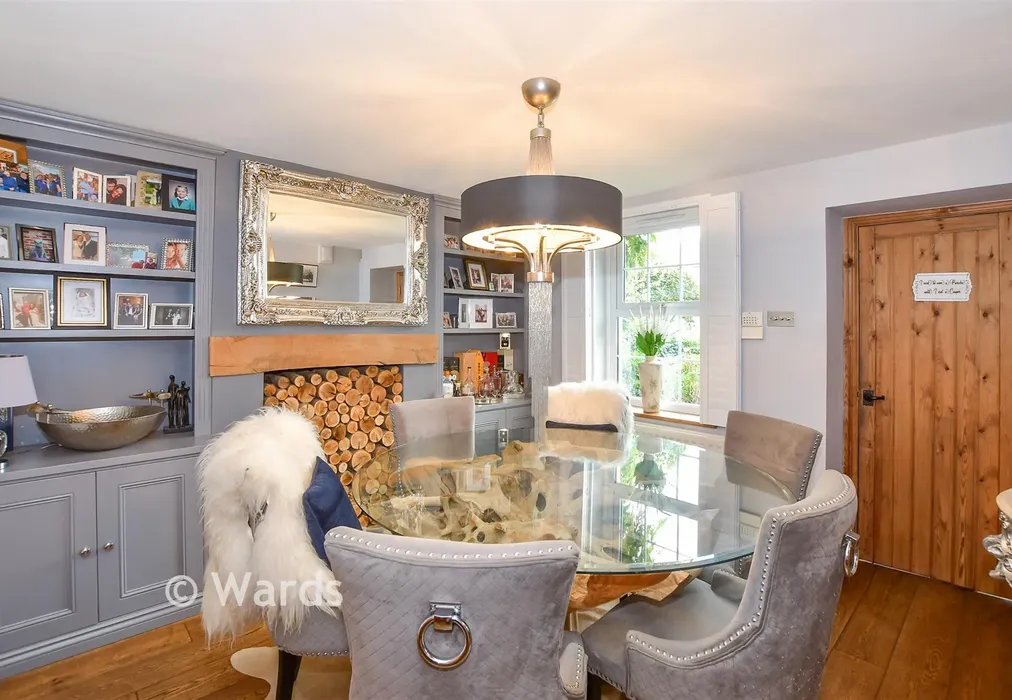 Lounge - Church Street, Boughton Monchelsea, Maidstone, Kent - Wards of Kent