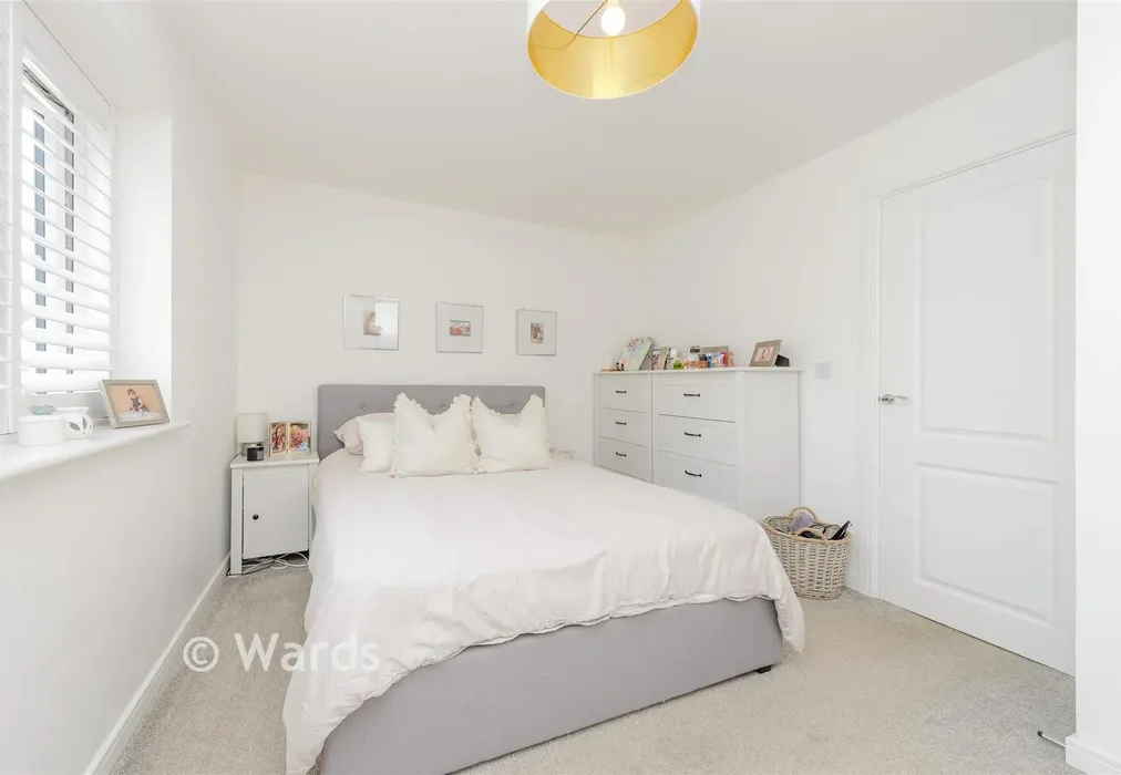 Bedroom 1 - Village Road, Wouldham, Rochester, Kent - Wards of Kent