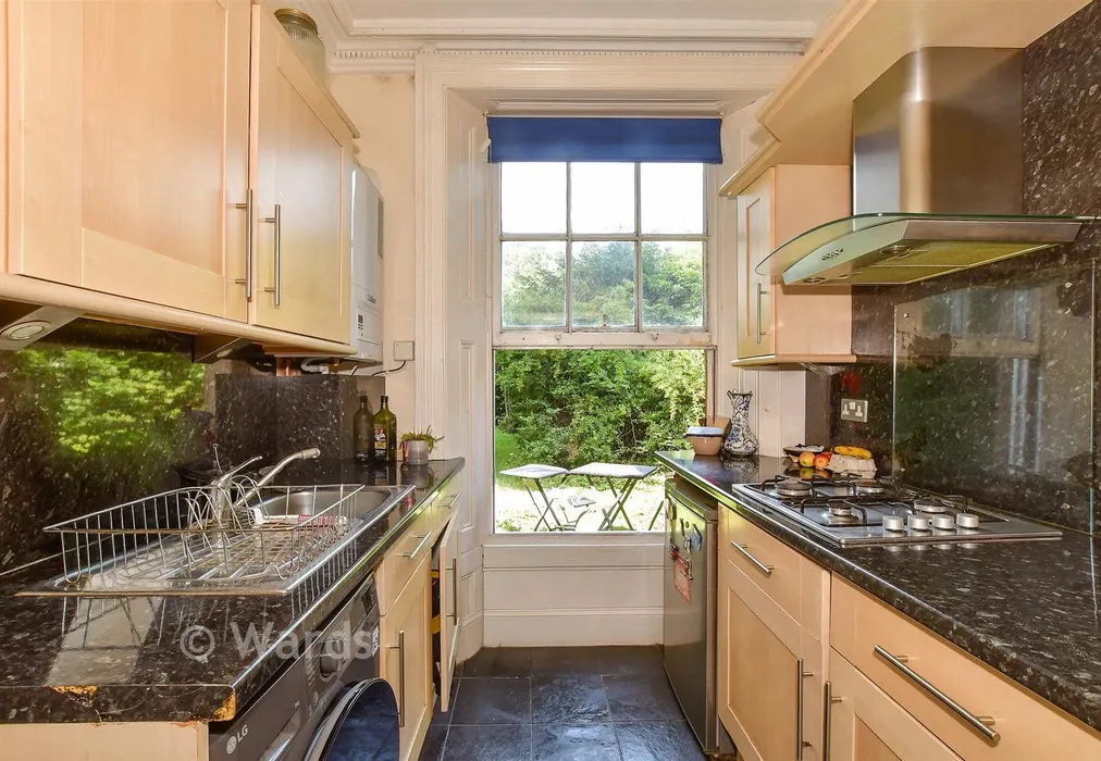 Kitchen - Oaten Hill, Canterbury, Kent - Wards of Kent