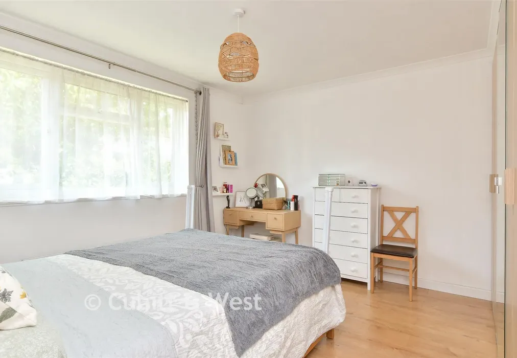 Bedroom 1 - Rushlake Road, Brighton, East Sussex - Wards of Kent