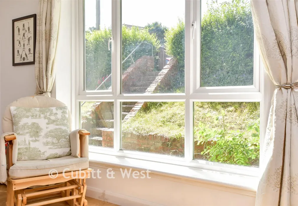 Internal Lifestyle Photograph - Rushlake Road, Brighton, East Sussex - Wards of Kent