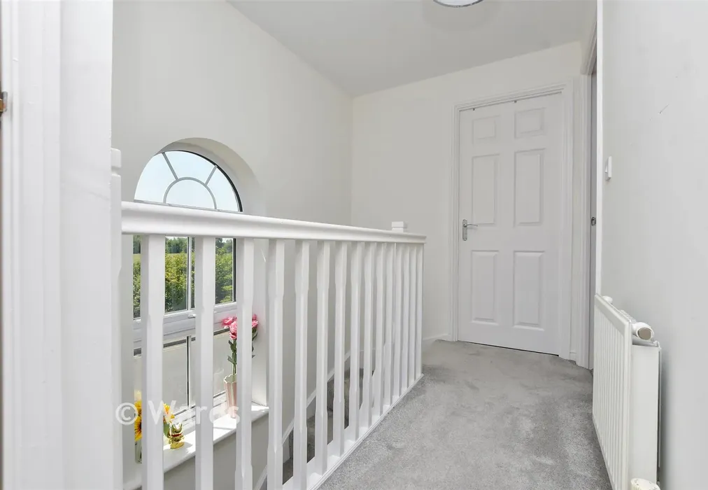 Landing - Talmead Road, Herne Bay, Kent - Wards of Kent