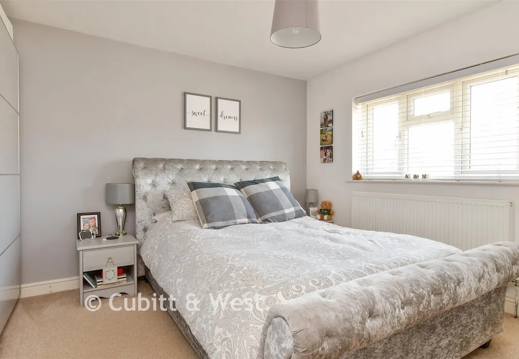 Bedroom 1 - Ringmer Road, Worthing, West Sussex - Wards of Kent